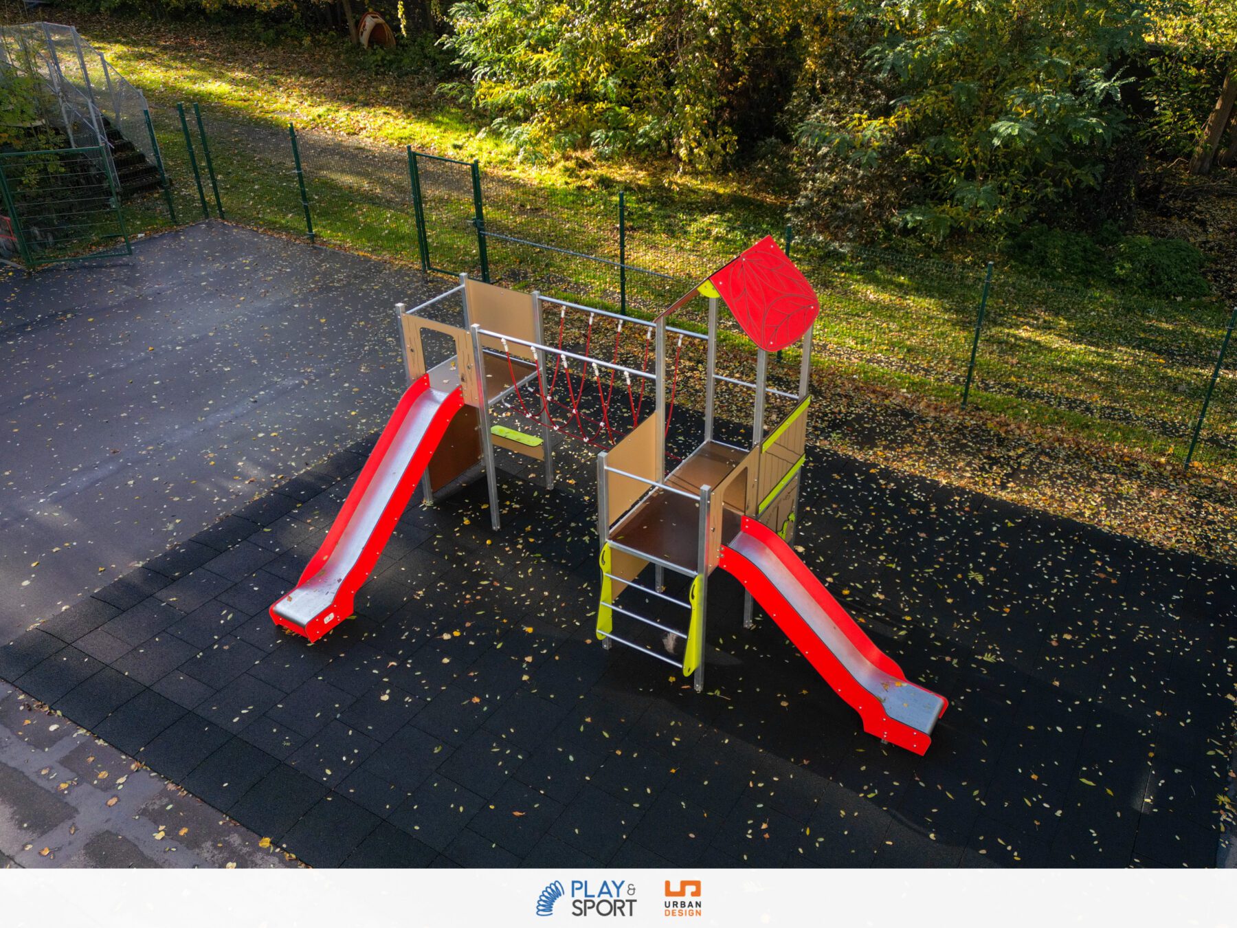 Les enfants des écoles Saint-Amand-Saint-Pierre Fourier s'en donnent à coeur joie dans leurs nouvelles cours de récréation 11 Les enfants des écoles Saint-Amand-Saint-Pierre Fourier s'en donnent à coeur joie dans leurs nouvelles cours de récréation