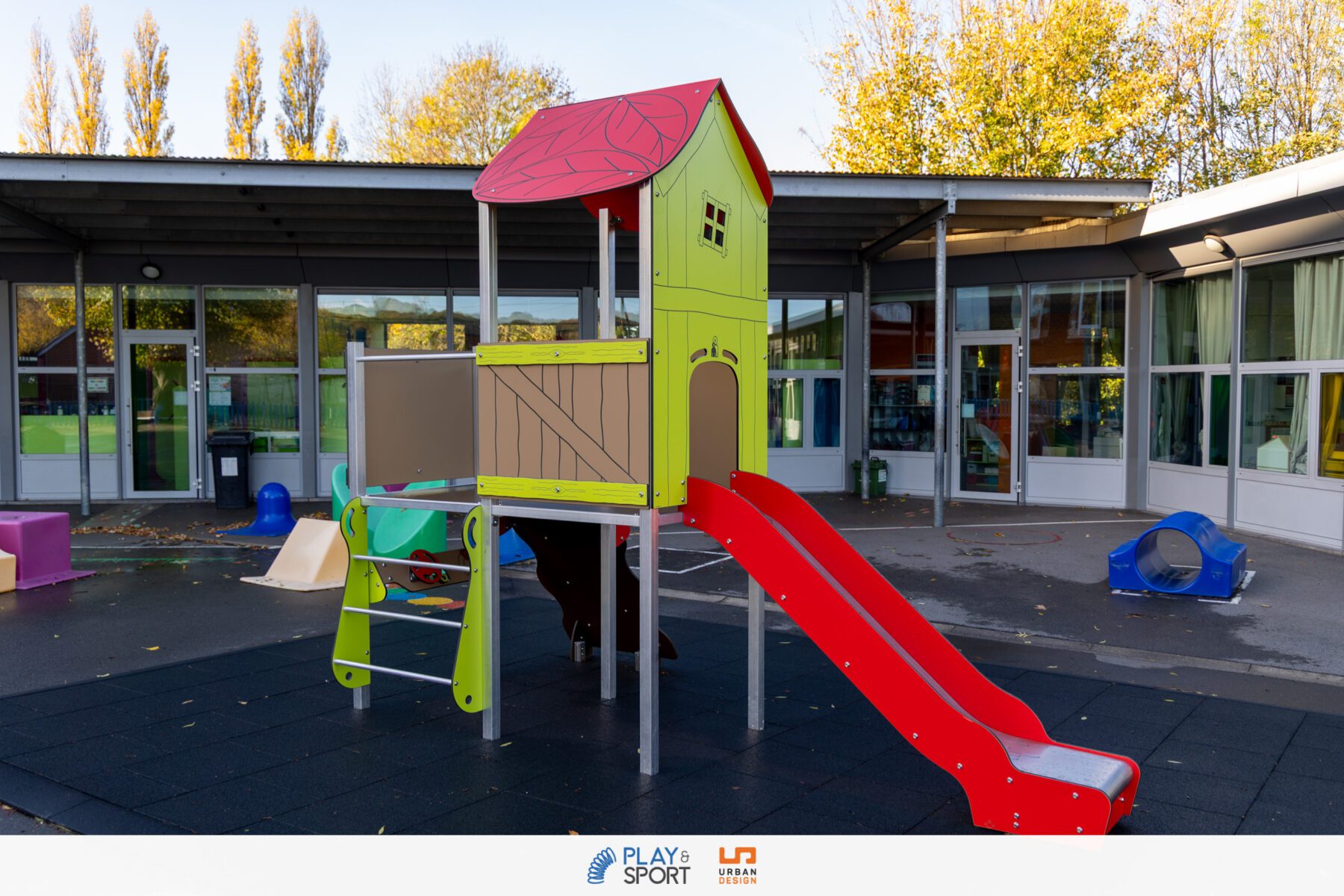 Les enfants des écoles Saint-Amand-Saint-Pierre Fourier s'en donnent à coeur joie dans leurs nouvelles cours de récréation 20 Les enfants des écoles Saint-Amand-Saint-Pierre Fourier s'en donnent à coeur joie dans leurs nouvelles cours de récréation